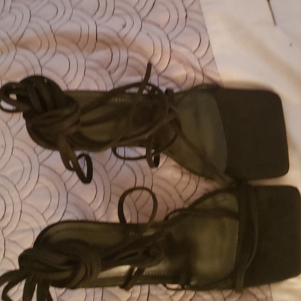 Girl  shoe